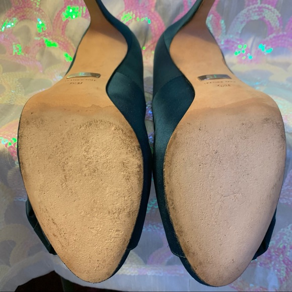 Badgley Mischka Frank Peep Toe Pump in Teal Satin with Rosette Size 9.5M - Picture 7 of 15